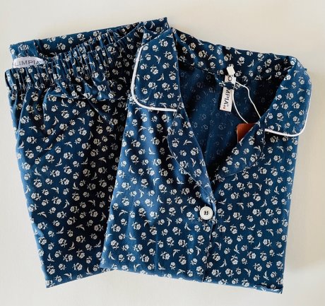 NEW Women's pajama blue flowers